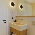 Palm Boutique Hotel 2*