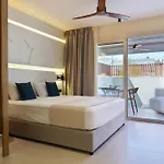 Palm Boutique Pefkochori