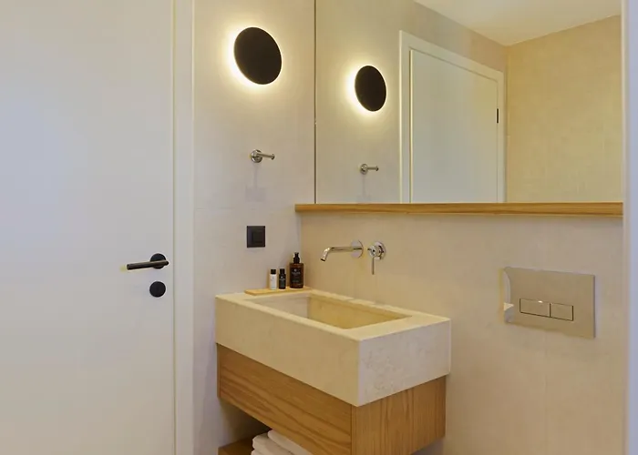 Palm Boutique Hotel 2*